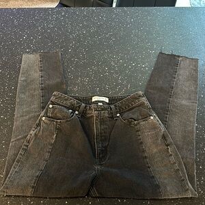 Abercrombie & Fitch the mom high rise curve love size 28 (6R) in 2 tone black